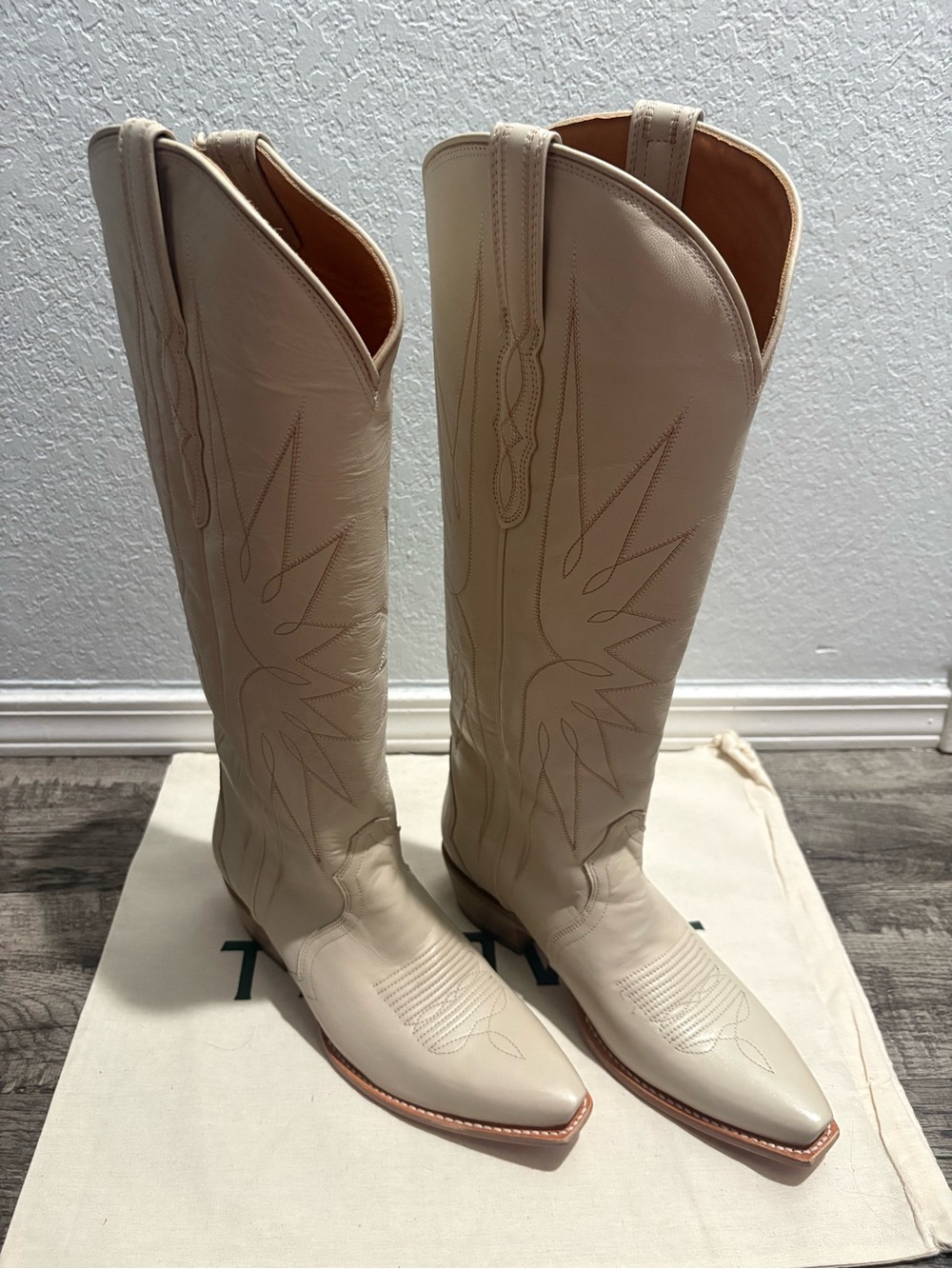 Tecovas Loretta Boot Cream Size 9.5